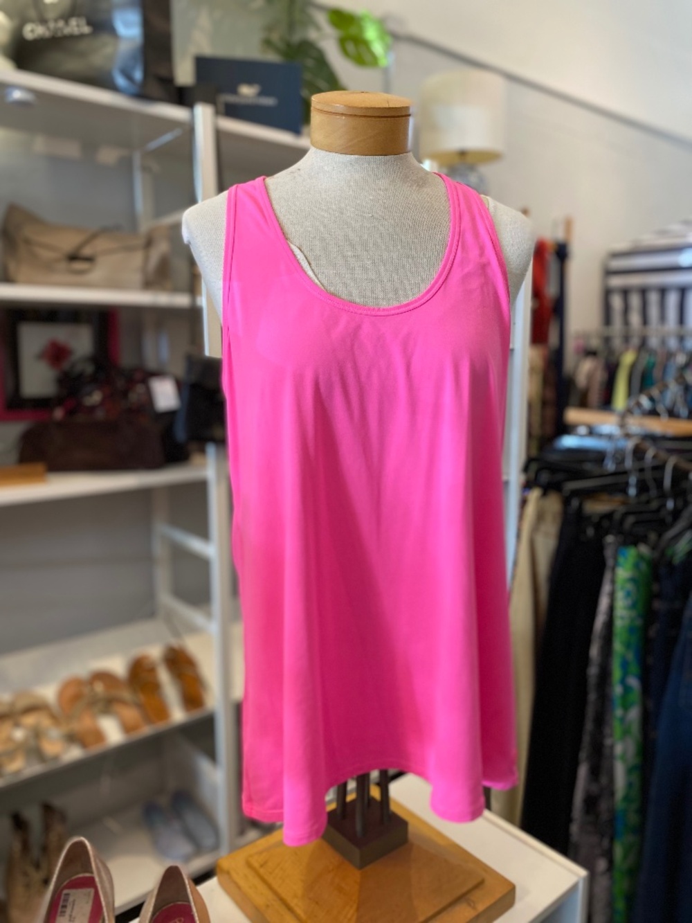 Lilly Pulitzer Luxletic Pink Tropics tank size L NWT